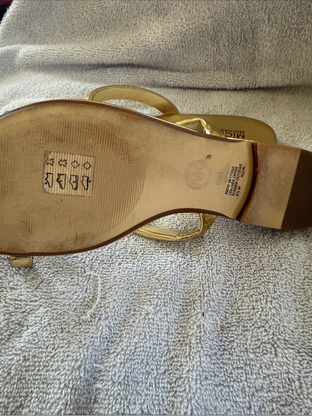 Michael Kors Vera Toe-Ring Slip-On Flat Sandals Womens 9.5 - Picture 9 of 10
